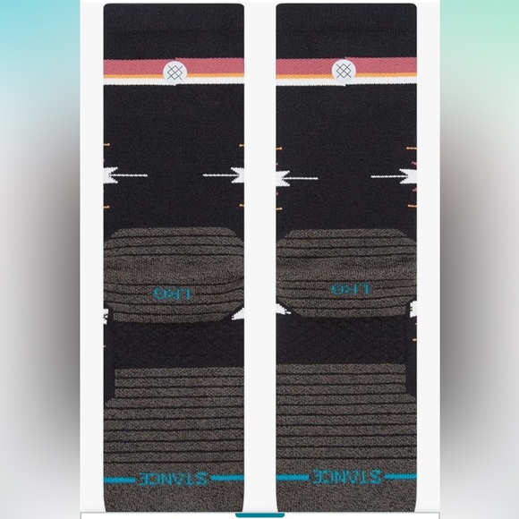 STANCE UNISEX CLOAKED MID CREW PERFORMANCE SOCKS IN SIZE MEDIUM NWT - Picture 3 of 7